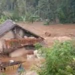 Tagana Kab. Garut Evakuasi 8 Rumah Tergusur Banjir Bandang Di Kecamatan Cikajang Kabupaten Garut - Jawa Barat