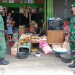 Sambangi Pasar Legi Solo, Sertu Syukur Himbau Pedagang Dan Pembeli Patuhi Prokes