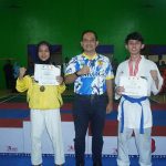 Dandim 0726/Sukoharjo serahkan Piala dan Sertifikat Kejuaraan Karate Open Championship Piala Bergilir Dandim